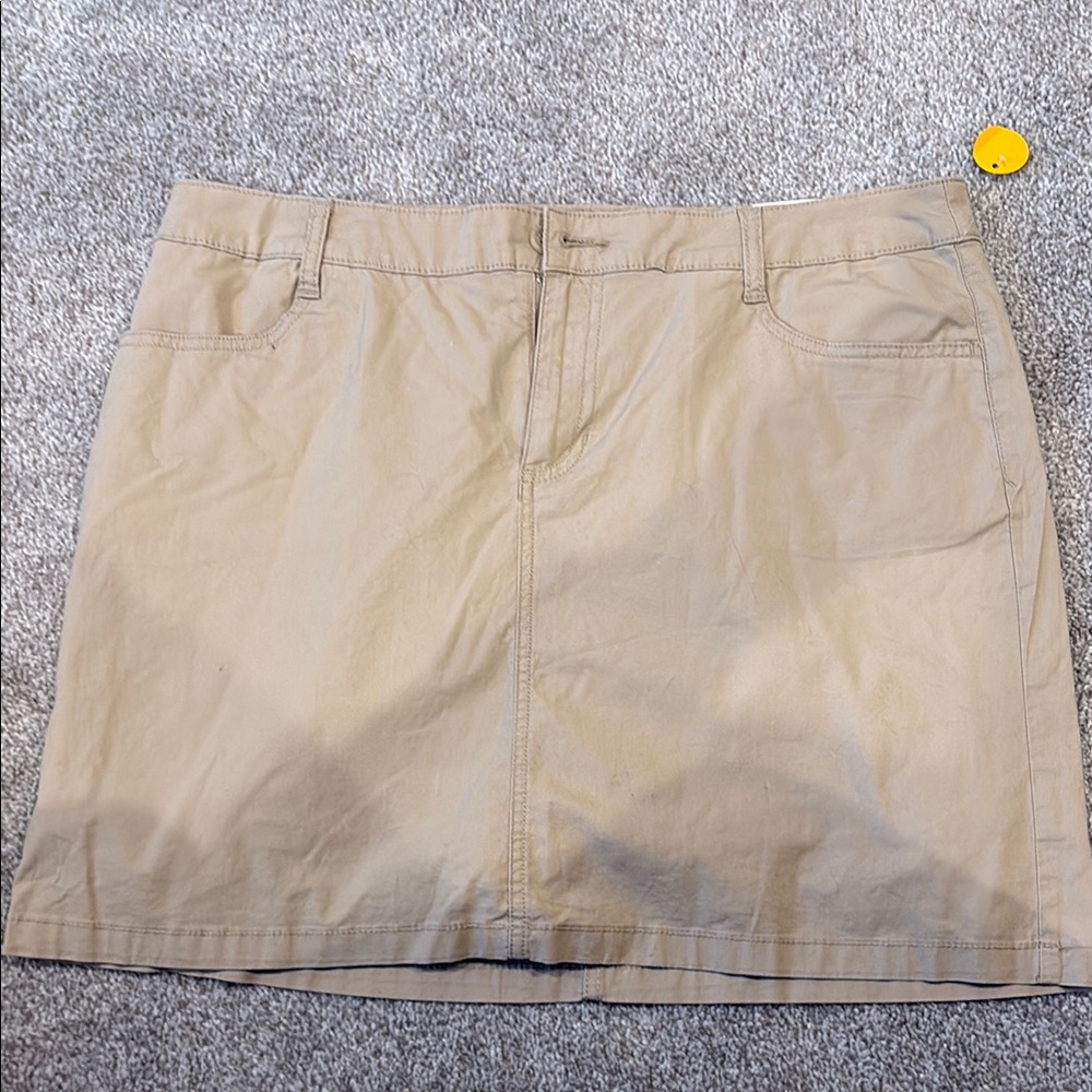 Classic Tan Women's Skirt